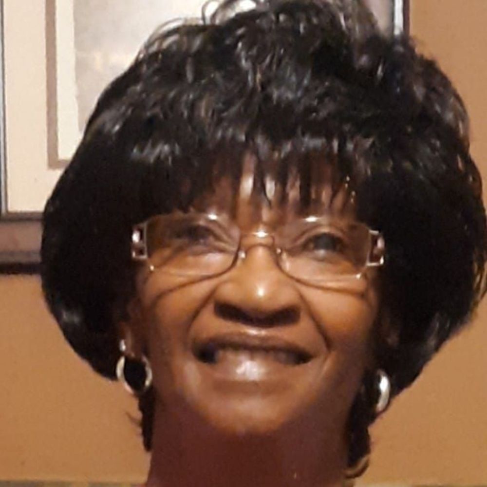 Meet your Posher, Shirley